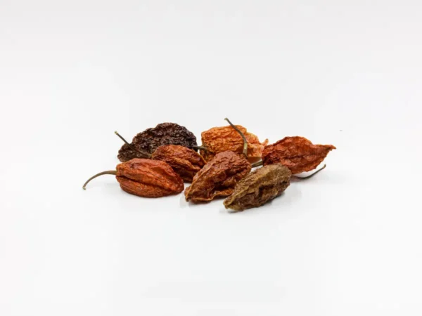 Szárított fűszerpaprika egész csili – Prémium minőségű, természetes chili paprika, tökéletes fűszerezéshez és ételek ízesítéséhez.